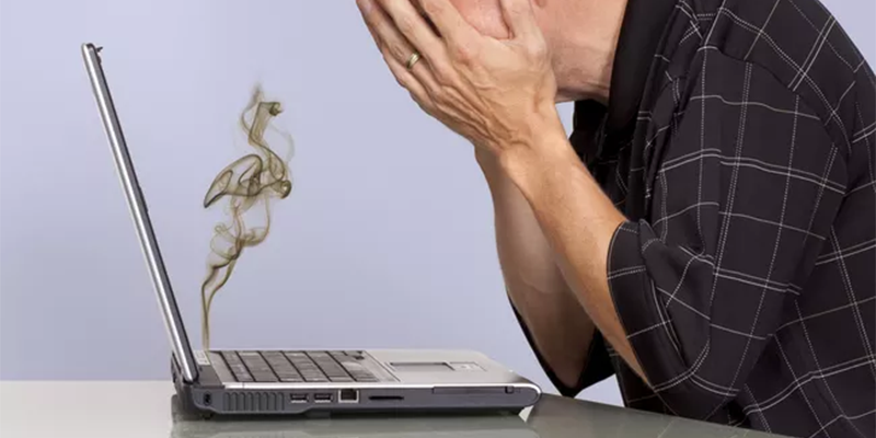 Punca Skrin Laptop Rosak